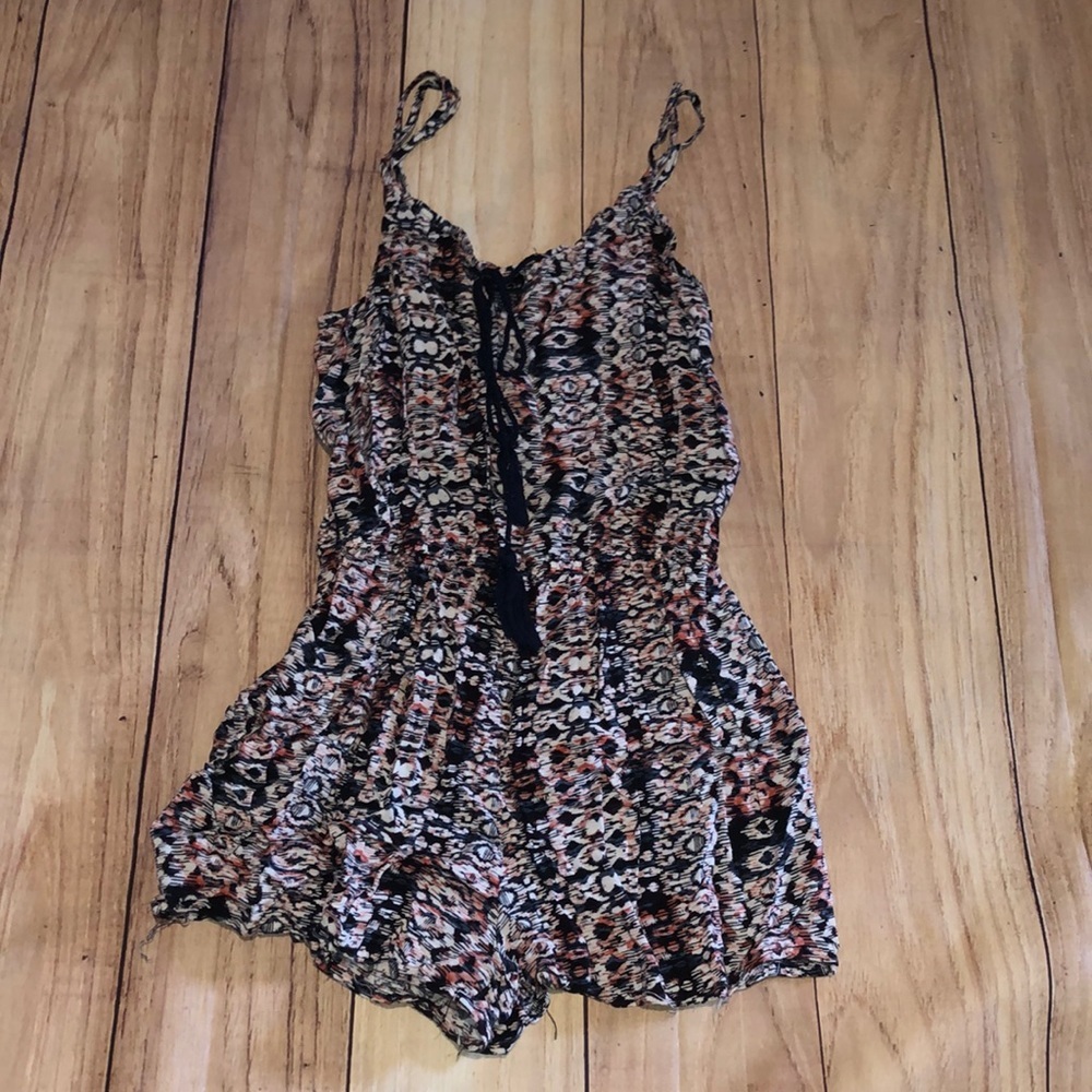 Patterned romper